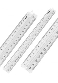 Линейка 30см с держателем прозрачная б\цв СТАММ ЛН43